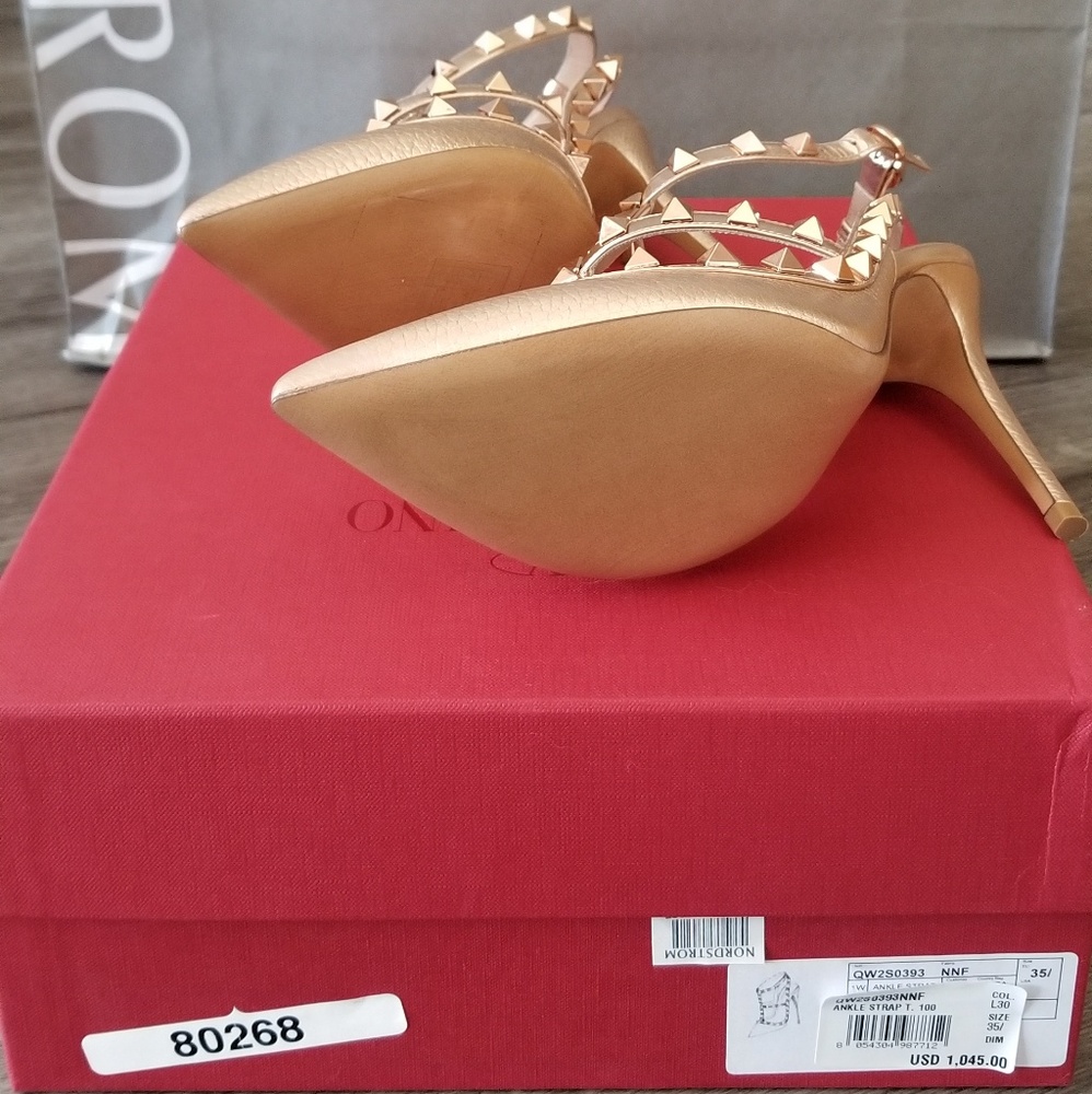 NIB VALENTINO ROCKSTUD T-STRAP PUMP - Picture 4 of 5
